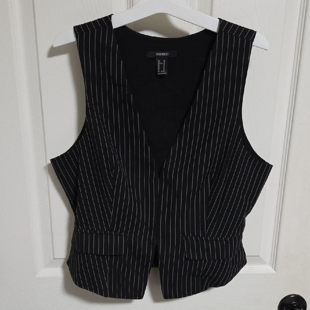 Forever 21 Black Sleeveless Vest with Label Detail